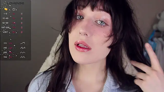 MePretty online show from 12.04.25