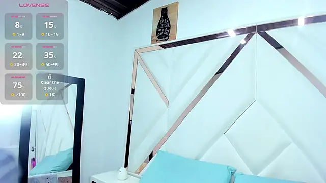 Snapshot of Faehlis__ chatting on 02.26.26 Faehlis online show from 02.26.26