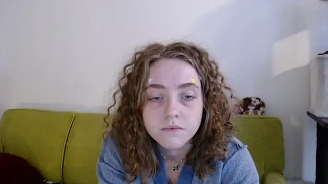 DeliaBlew online show from 12.17.25