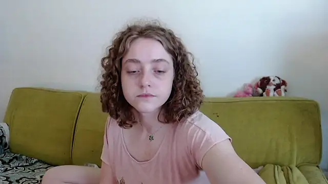 DeliaBlew online show from 06.02.26