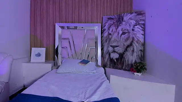 Cherrybombs  online show from 04.11.26