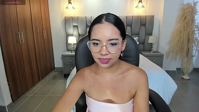 alana martiins online show from 07.06.26