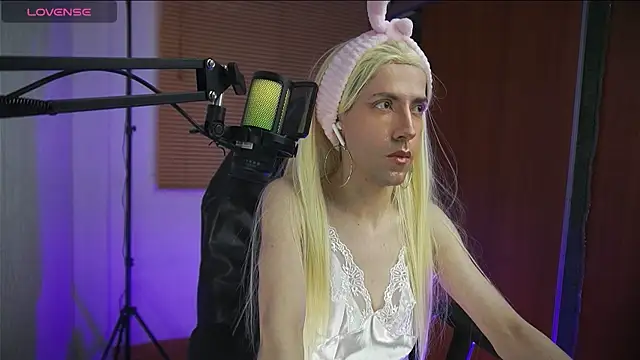 Asami y online show from 04.16.26