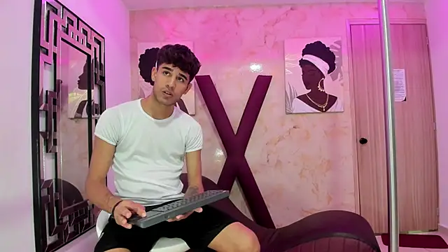 BIG COCKS online show from 01.11.26