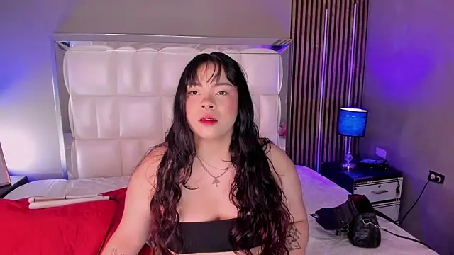 xCharlotte 20 online show from 02.22.26