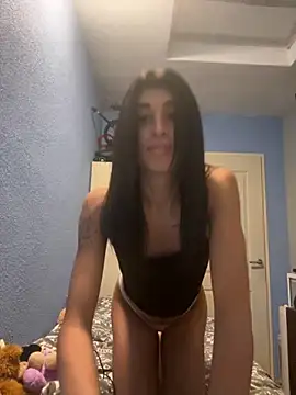 Snapshot of AngelSammiF2F chatting on 11.30.25 AngelSammiF2F online show from 11.30.25