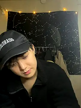 Snapshot of SuYu6688 chatting on 12.02.25 SuYu6688 online show from 12.02.25