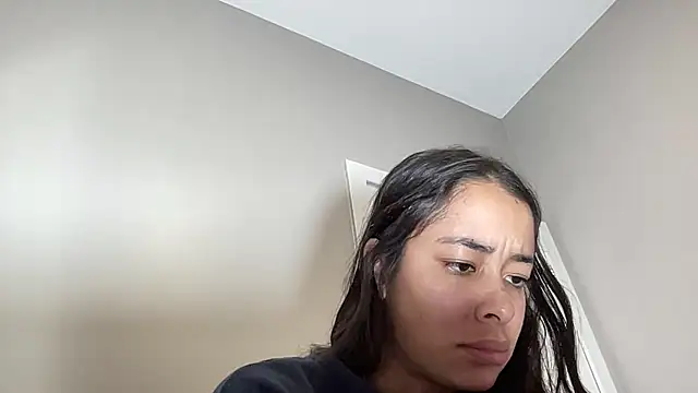 Snapshot of HosanaKim chatting on 07.15.26 HosanaKim online show from 07.15.26