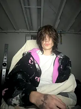 DkAuxier1 online show from 12.02.25