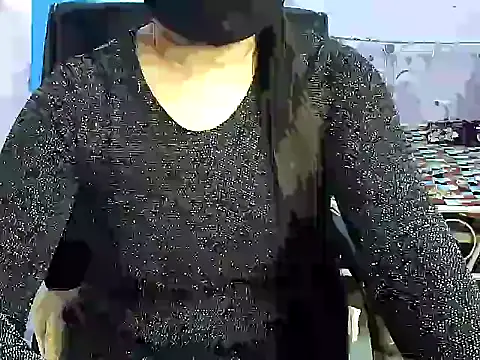 Snapshot of naughty-prachi chatting on 12.19.25 naughty-prachi online show from 12.19.25