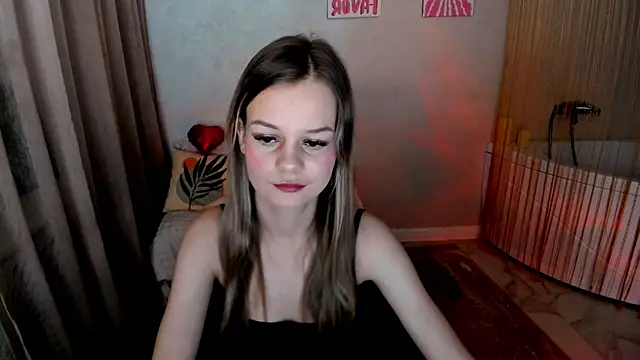 Snapshot of MidnighteAura chatting on 02.28.26 MidnighteAura online show from 02.28.26