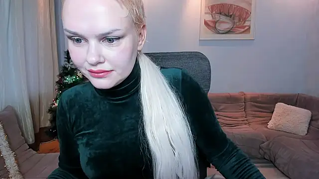 KamillaJei online show from 12.18.25