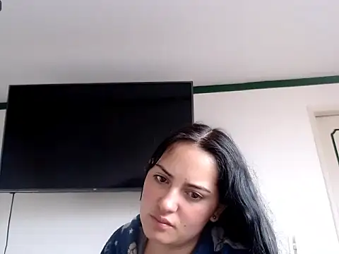 MisNicol online show from 04.09.26