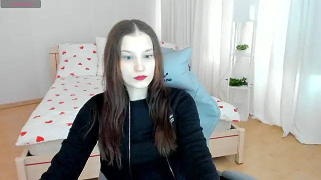 KrisDoeil online show from 04.15.26