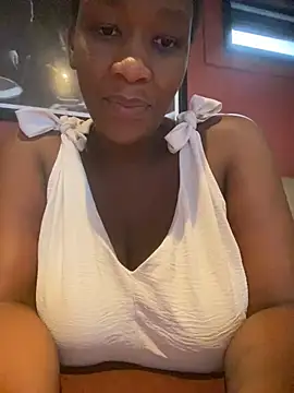 Snapshot of GiantClithpee chatting on 12.21.24 GiantClithpee online show from 12.21.24