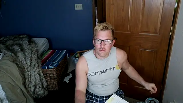 Snapshot of SpunRedneck chatting on 03.12.26 SpunRedneck online show from 03.12.26