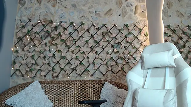 NaughtyNebula online show from 01.16.26