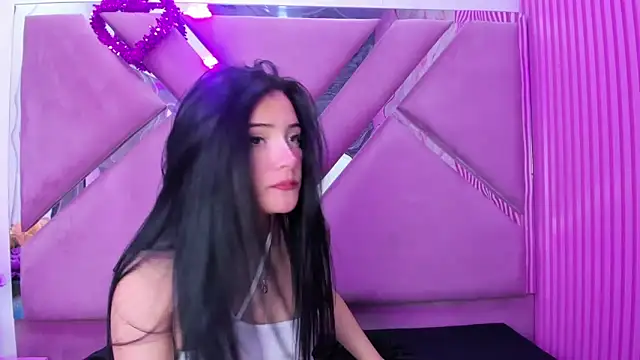 liinzy rouse69 online show from 04.17.26