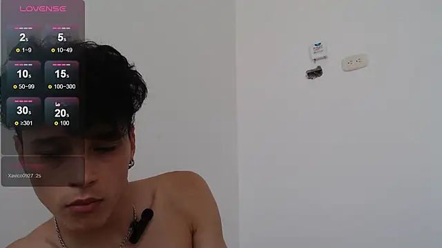 Snapshot of hottie_couplee chatting on 03.04.26 hottie couplee online show from 03.04.26