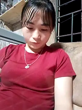 Snapshot of Maiphu34 chatting on 05.15.26 Maiphu34 online show from 05.15.26