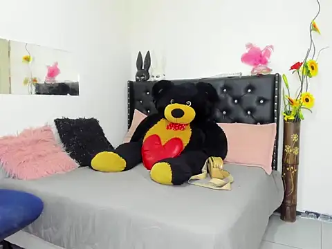 BlakeNoir  online show from 04.13.26