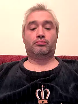 Olomoucak1982 online show from 12.15.25