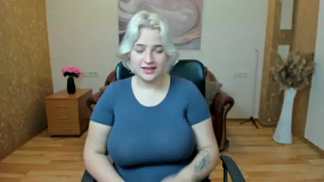 Olivia Quinns online show from 12.02.25