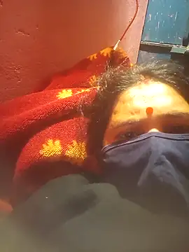 Your-shreya143 online show from 12.18.25