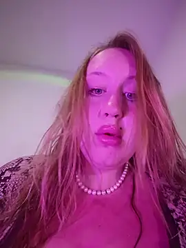 ElonaFox online show from 03.03.26