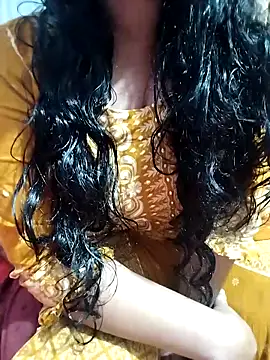 Snapshot of hottyrose69 chatting on 01.18.26 hottyrose69 online show from 01.18.26