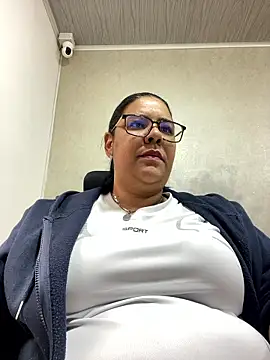 Carameloswing1 online show from 01.15.26