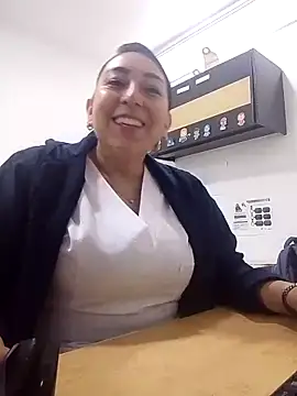 Valeria montana  online show from 02.09.26