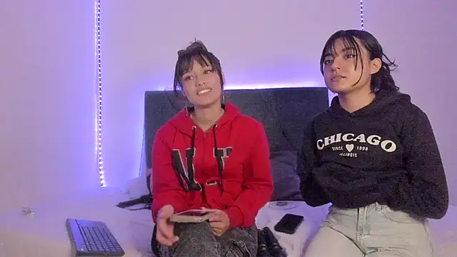 Snapshot of Lottie_Tianna chatting on 01.06.26 Lottie Tianna online show from 01.06.26