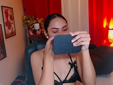 kylieEmparado online show from 12.15.25