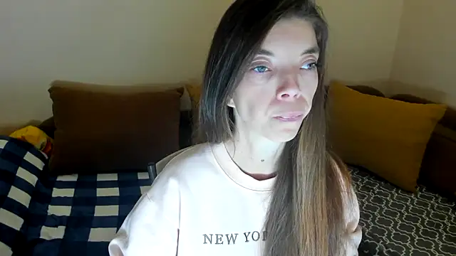 LikaAliston online show from 12.19.25