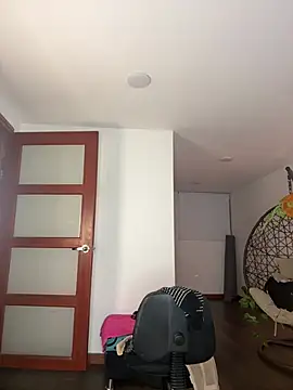 NaomiGarcia1 online show from 01.12.26