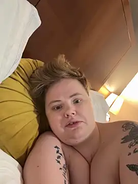 kimberlyAnnwilber96 online show from 12.02.25