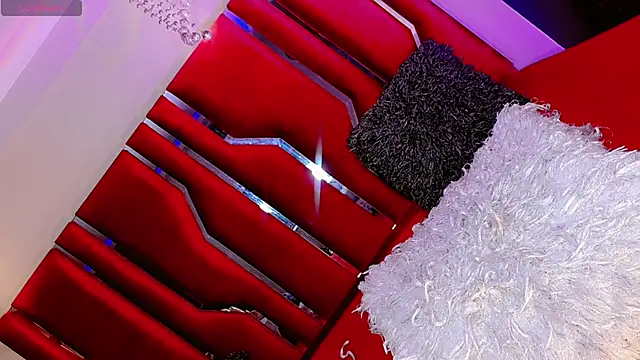 Tiiana Glow10  online show from 01.06.26