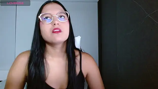 candy rosemaryy online show from 04.17.26