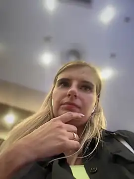 Betsy online show from 02.01.25