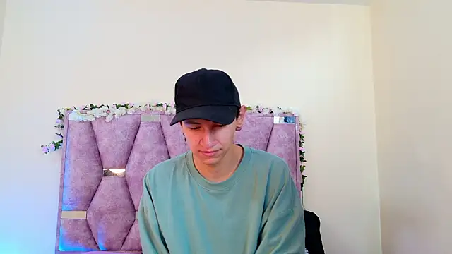 iris and damian online show from 02.12.26