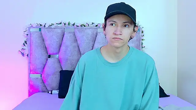 iris and damian online show from 04.12.26