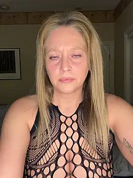 MissyLovelace online show from 05.15.26