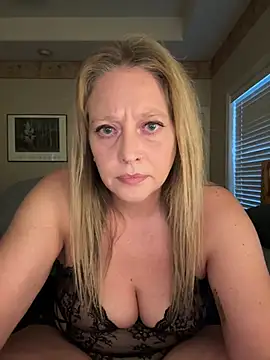 MissyLovelace online show from 06.13.26