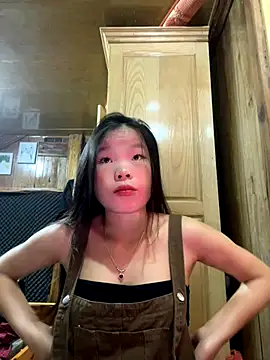 Heni-a online show from 12.03.25