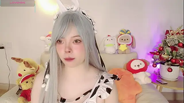 Miyeoonn online show from 12.17.25