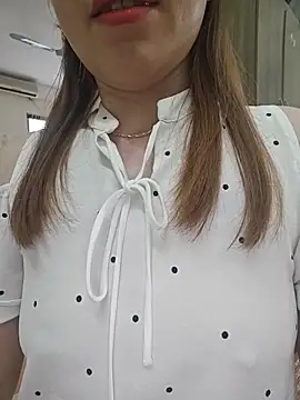 Baby-Linh online show from 05.31.26