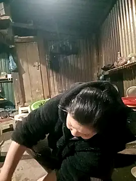 sary-hot2x online show from 12.16.25