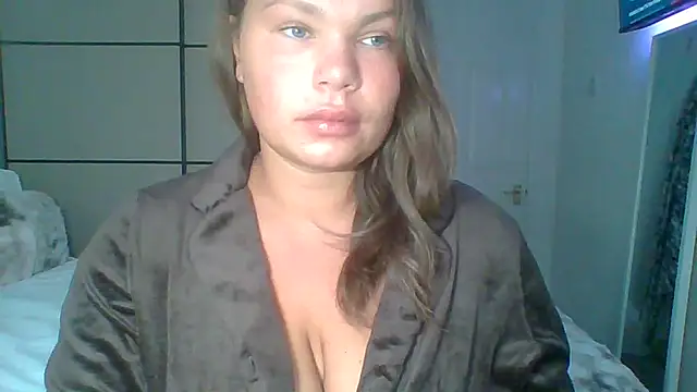 Snapshot of GEMMARMALADE chatting on 06.30.26 GEMMARMALADE online show from 06.30.26