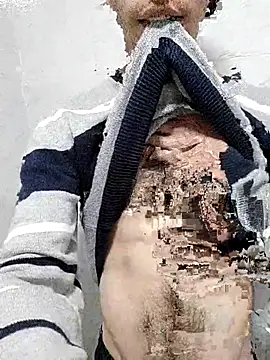 Snapshot of highsquirter chatting on 12.04.25 highsquirter online show from 12.04.25